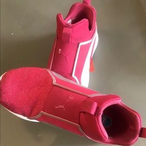 Girl’s Puma Sneakers